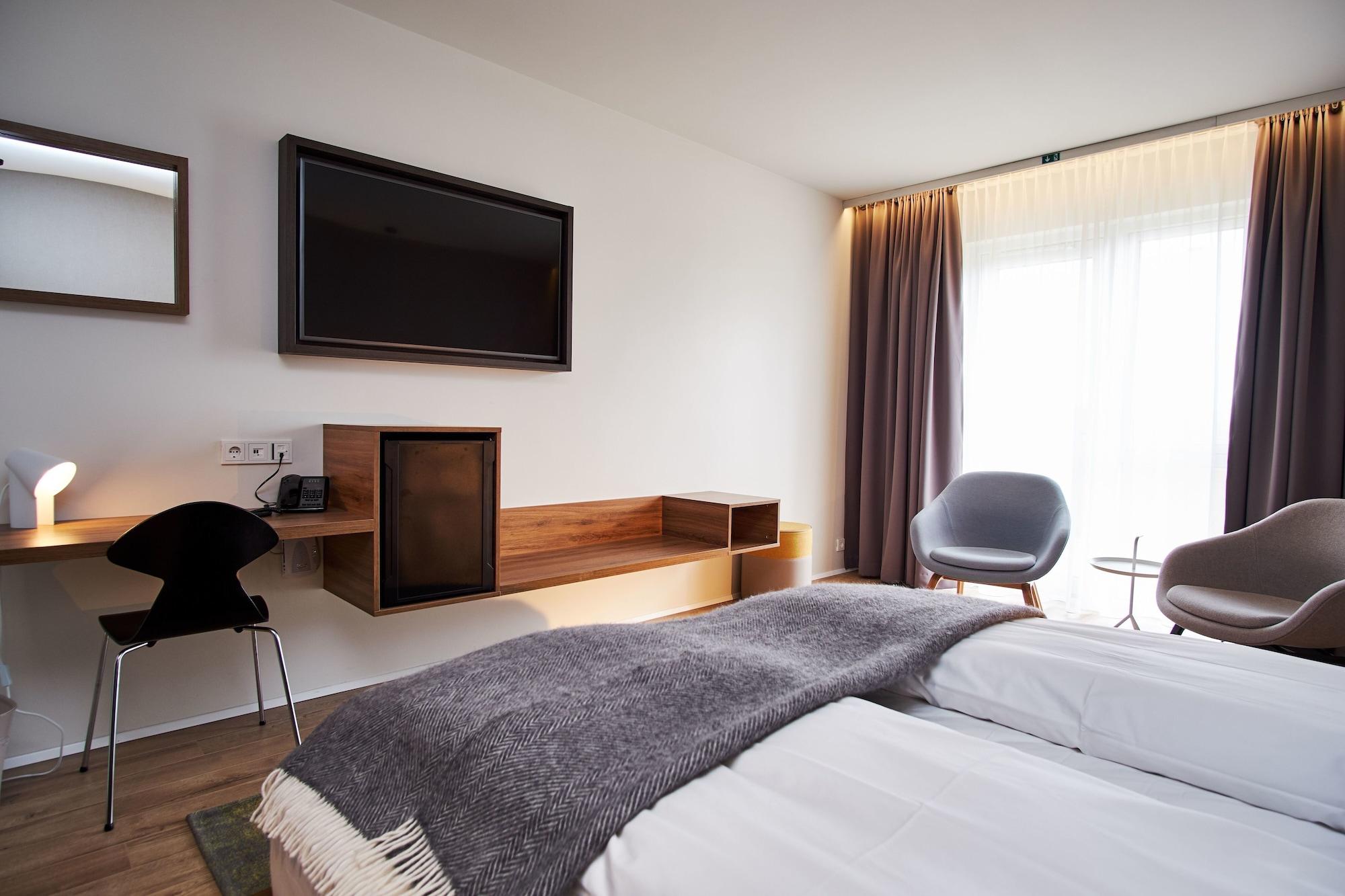 Hotel Berg By Keflavik Airport Exterior photo