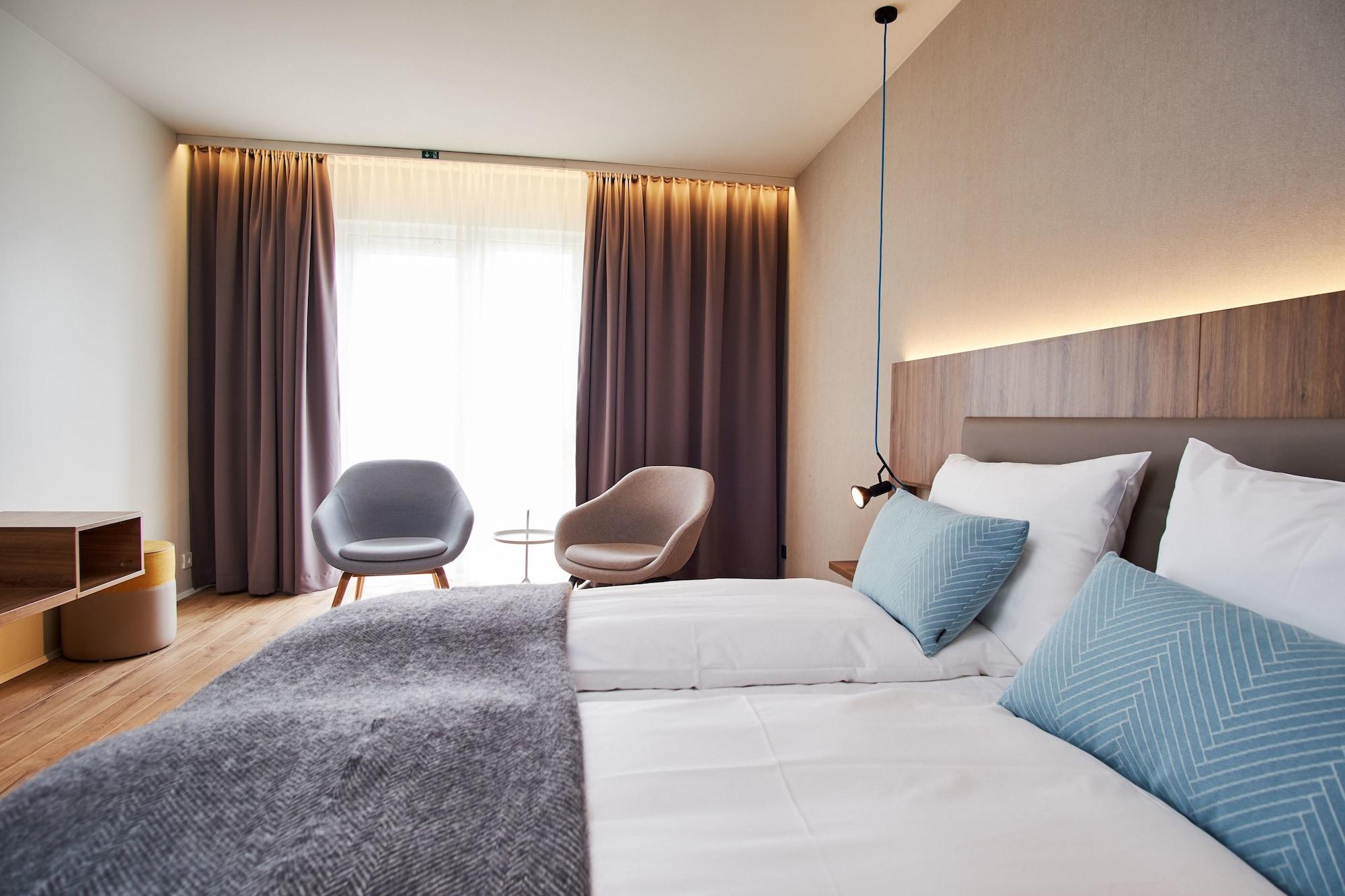 Hotel Berg By Keflavik Airport Exterior photo